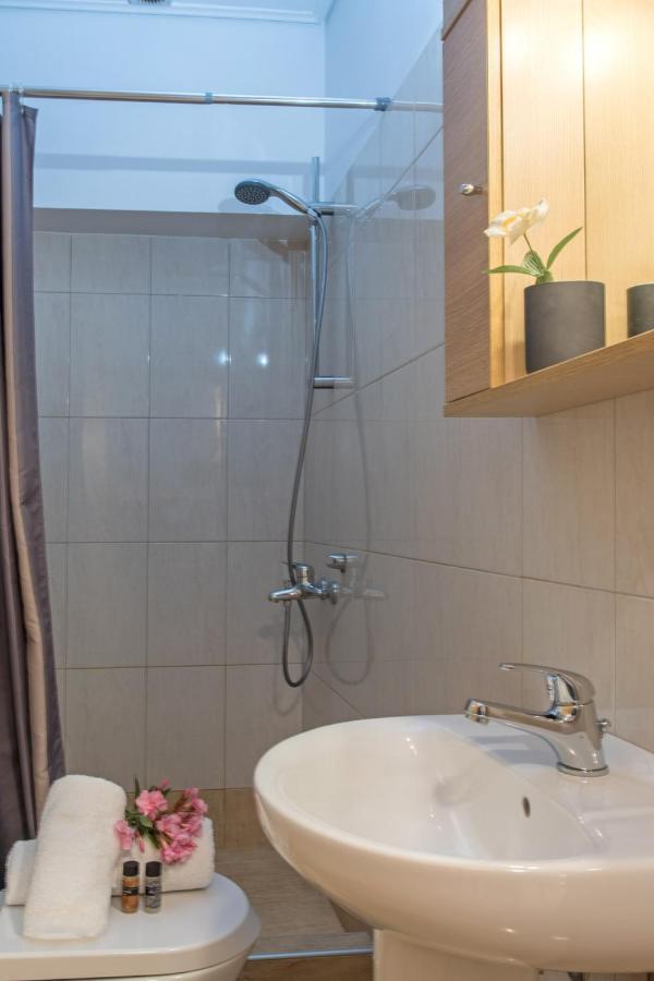 Apartment In The Historical Center Of أثينا المظهر الخارجي الصورة